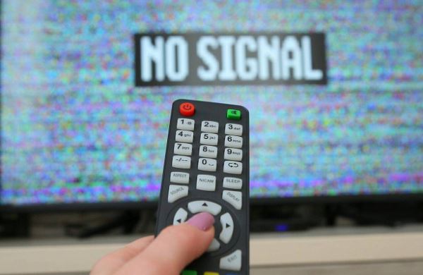<br />
На Украине решили через суд лишить лицензий телеканалы, подпавшие под санкции<br />
