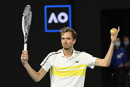 Теннисист Медведев завоевал десятый титул в карьере