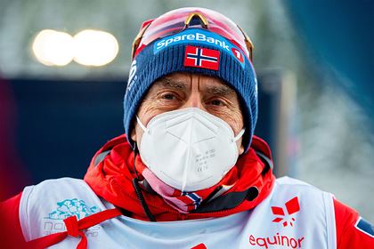 Норвежский тренер назвал неприемлемым поведение Большунова после финиша гонки ЧМ