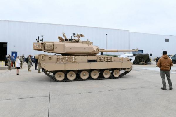 Два прототипа легких танков для армии США