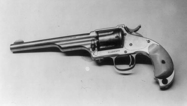 Лучше, чем «Смит и Вессон»: револьвер Мервина и Хьюберта
