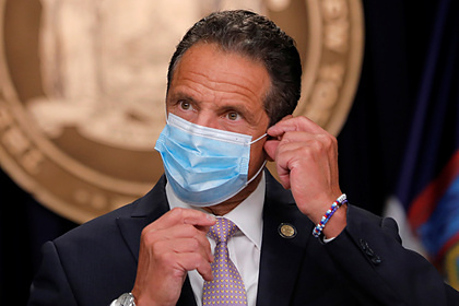 <br />
Губернатора Нью-Йорка заподозрили в попытке скрыть смерти из-за коронавируса<br />
